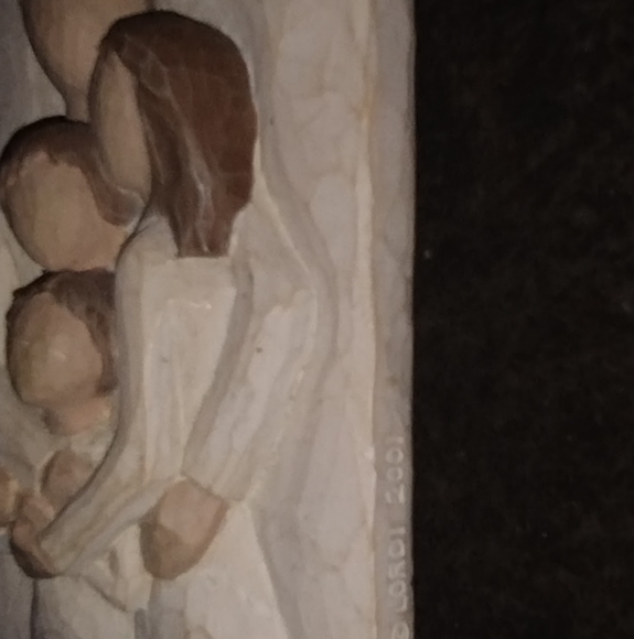 Willow Tree Angel "Family" a lifetime of love - Picture 4 of 7